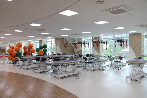 경복대학교, 4차산업 핵심분야 로봇, VR 이용 물리치료·작업치료 실습센터 ’첨단건강과학센터’ 개관